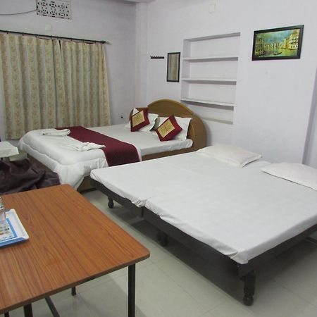 Ashish Guest House, Goverdhan Vilas Udaipur Eksteriør billede