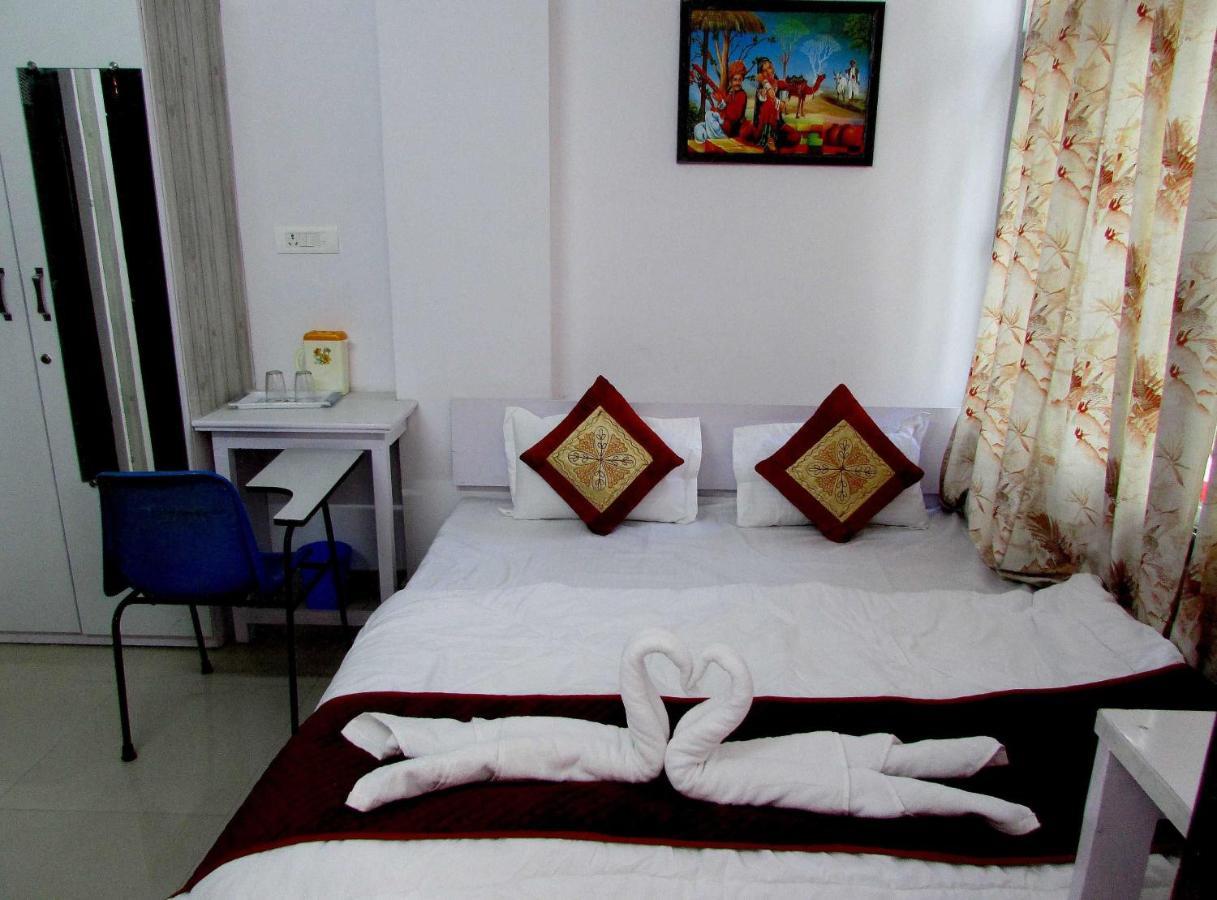 Ashish Guest House, Goverdhan Vilas Udaipur Eksteriør billede
