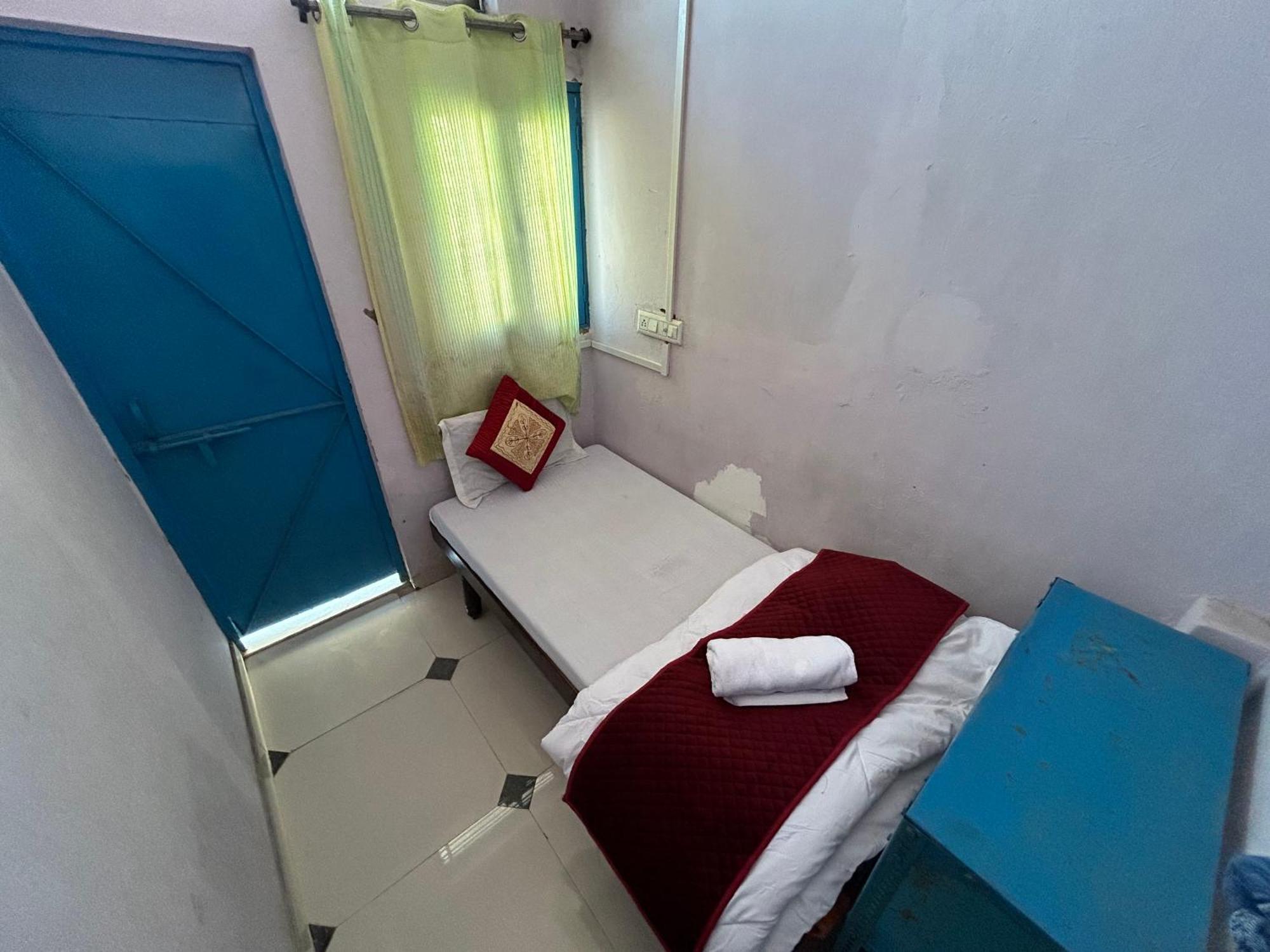 Ashish Guest House, Goverdhan Vilas Udaipur Eksteriør billede